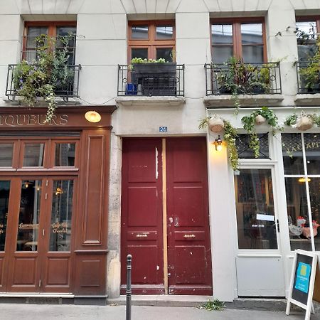 Apartament Cosy 2 Pieces Typiquement Parisien A Notre-Dame Zewnętrze zdjęcie