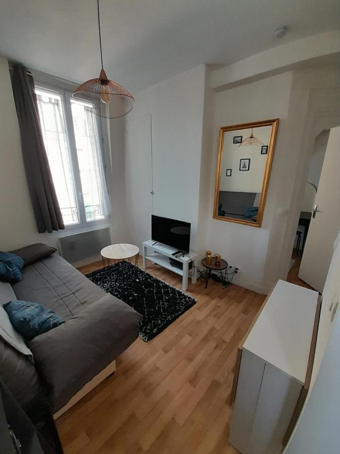 Apartament Cosy 2 Pieces Typiquement Parisien A Notre-Dame Zewnętrze zdjęcie