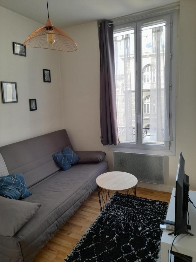 Apartament Cosy 2 Pieces Typiquement Parisien A Notre-Dame Zewnętrze zdjęcie