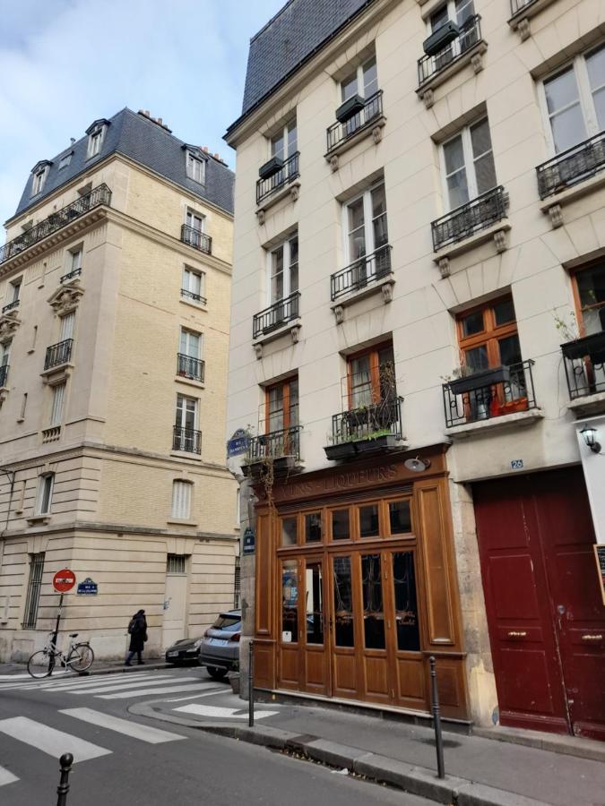 Apartament Cosy 2 Pieces Typiquement Parisien A Notre-Dame Zewnętrze zdjęcie