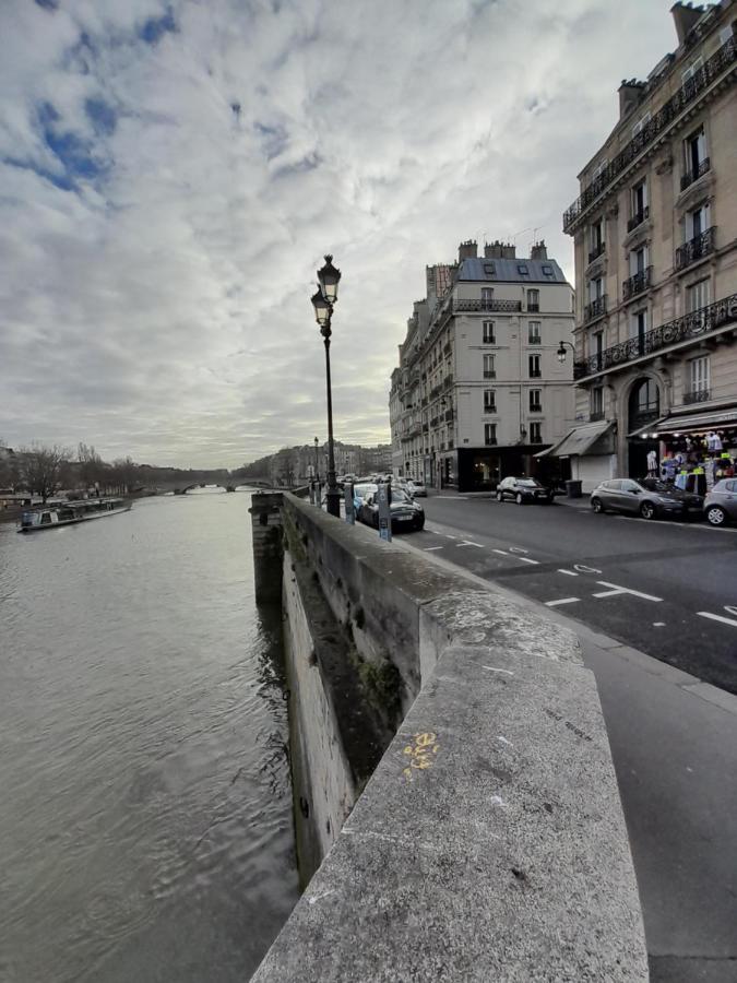 Apartament Cosy 2 Pieces Typiquement Parisien A Notre-Dame Zewnętrze zdjęcie