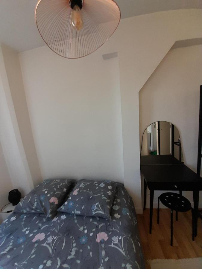 Apartament Cosy 2 Pieces Typiquement Parisien A Notre-Dame Zewnętrze zdjęcie
